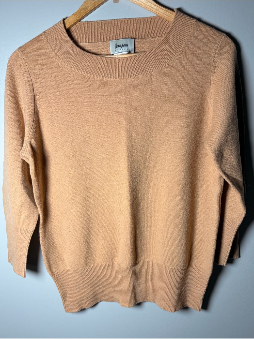 Neiman Marcus 100% Cashmere Beige Sweater Large 3/4 Sleeve